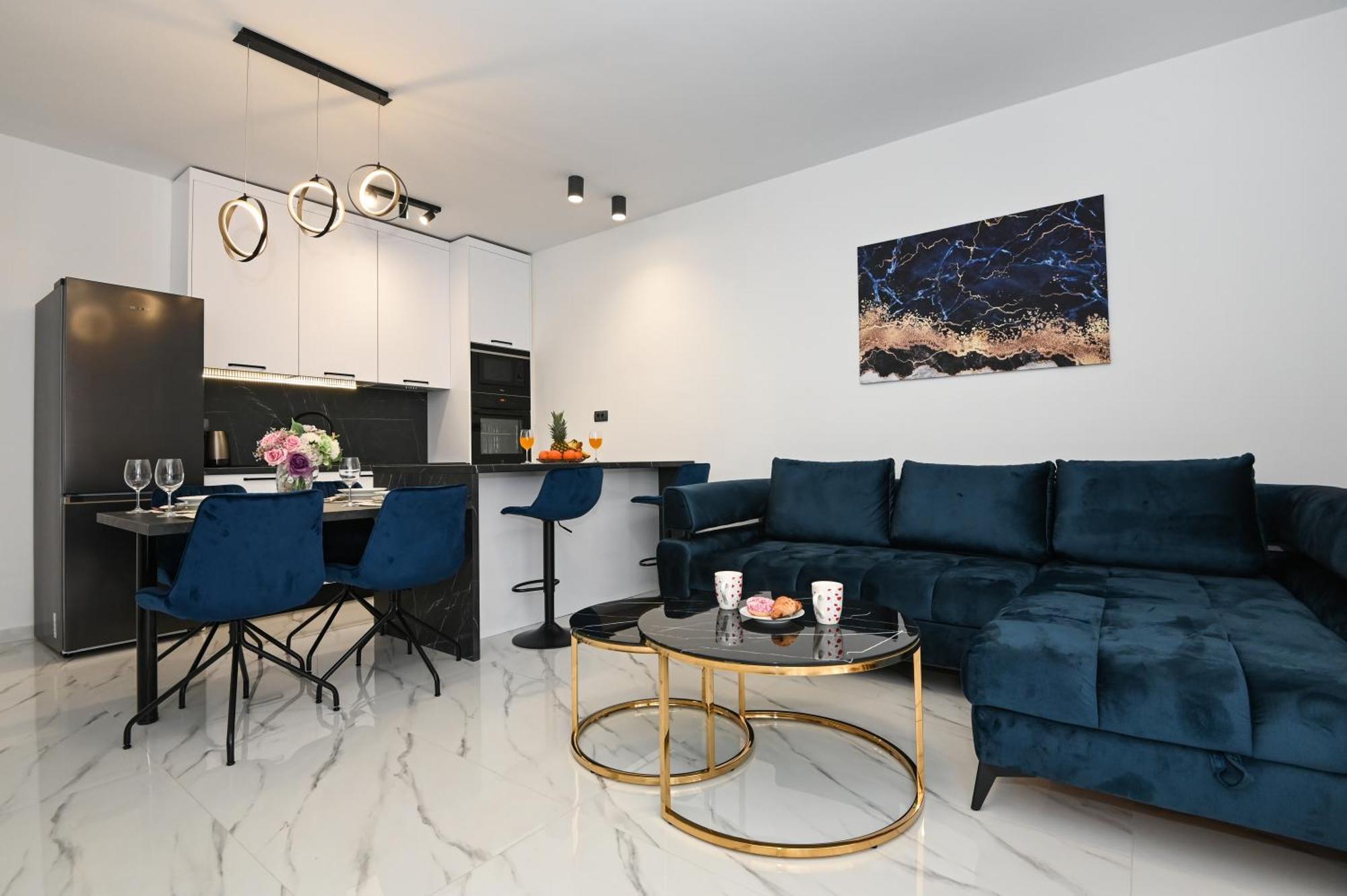 Luxury Gloria Old Town With Sea View Appartamento