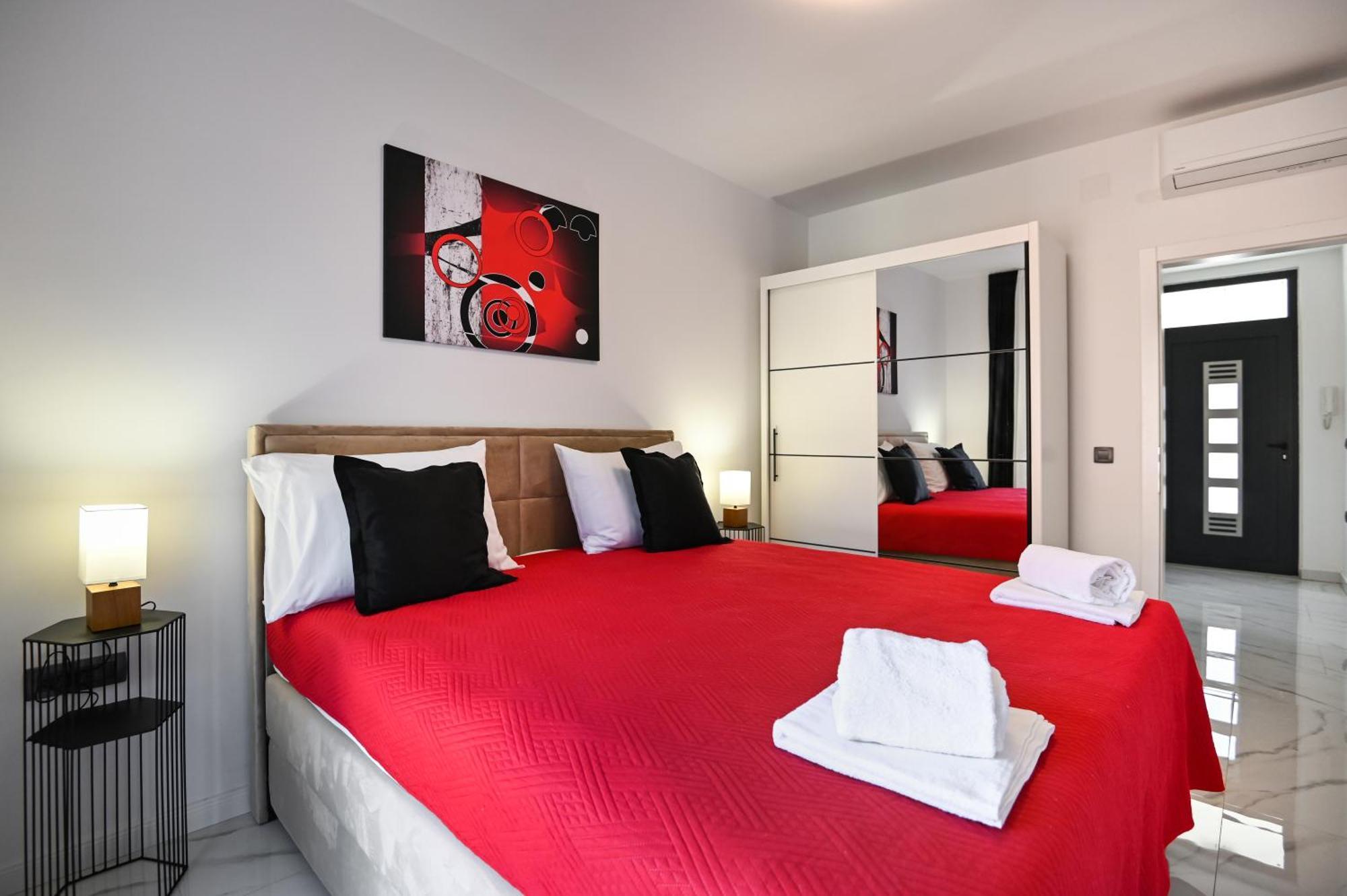 Apartment Luxury Gloria Old Town With Sea View *