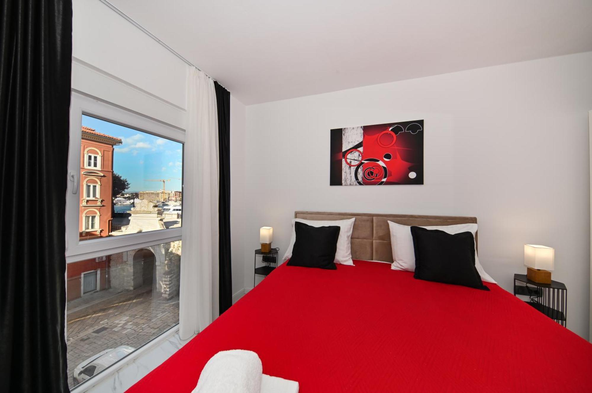 Apartment Luxury Gloria Old Town With Sea View